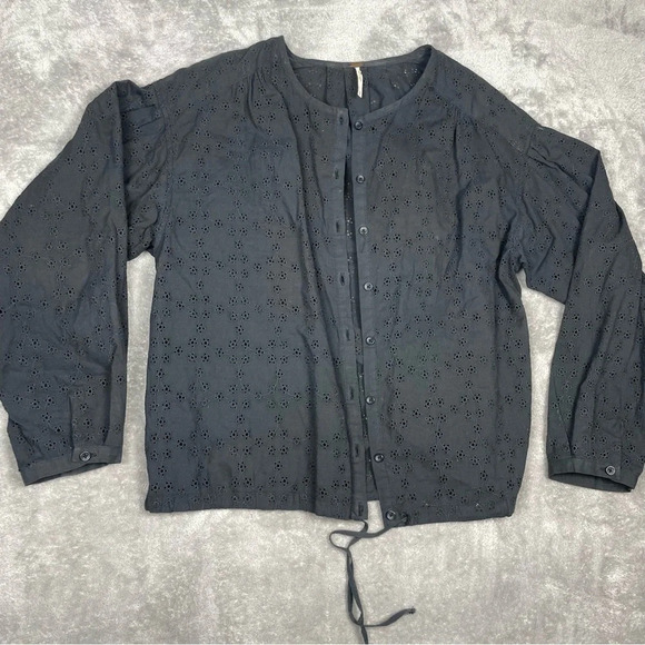 Free People Top Womens Small Black Stars Align Eyelet Beachy Boho Neutral Basic - Picture 4 of 9